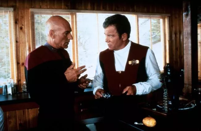 Star Trek 7 01.webp
